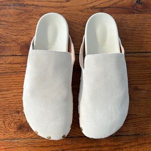 J.Crew Pacific Studded Suede Clogs in Candlelight - NEW W/O BOX